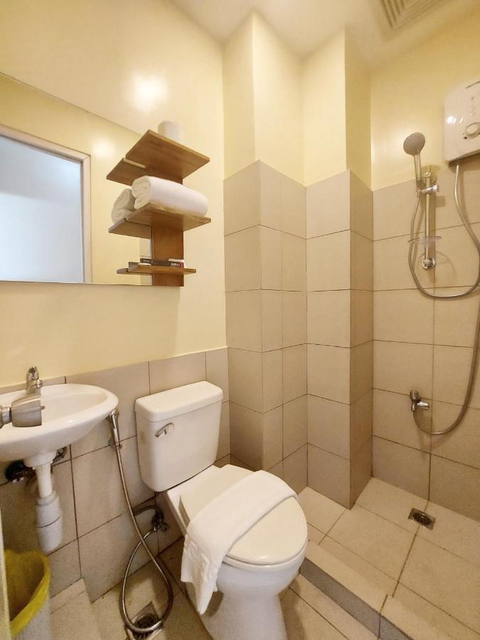 Airobedz Manila - A Value Hotel Bagian luar foto