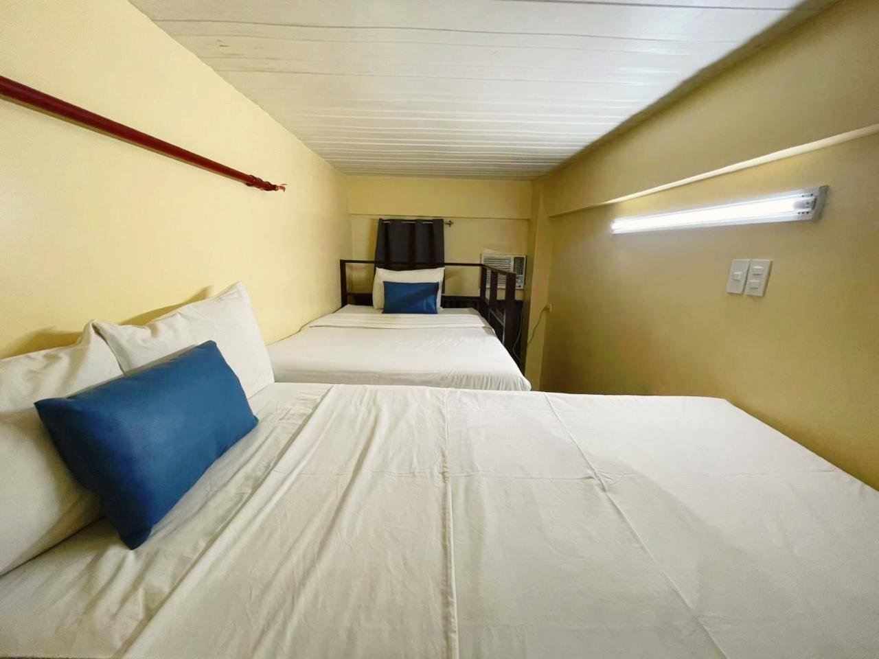 Airobedz Manila - A Value Hotel Bagian luar foto